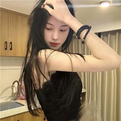 拿针的女孩
